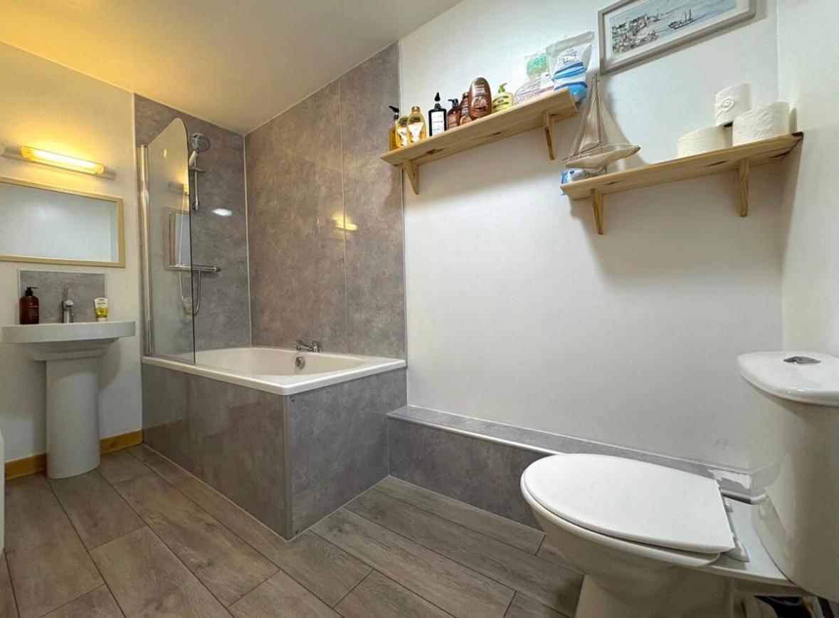 Cosy City Centre Apartment Inverness Luaran gambar