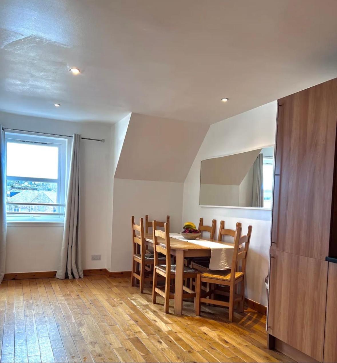 Cosy City Centre Apartment Inverness Luaran gambar